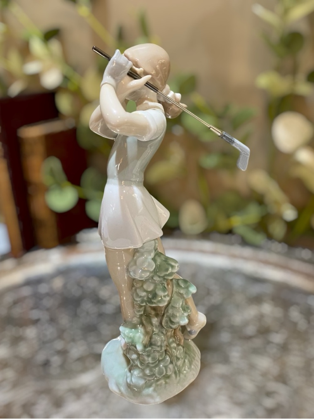 Vintage Lladro Nao Golfer Woman Figurine Out of the Rough Golf 10” Porcelain - Picture 5 of 8